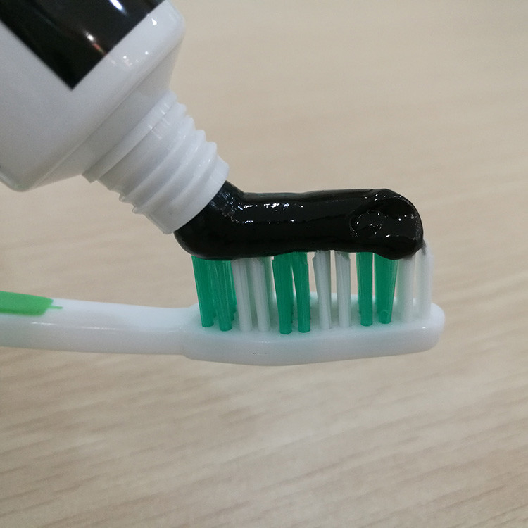 歯磨き粉の歯ブラシを白くするGMPの歯は有機性草のMiswakの黒のクミン シードのエキスを置いた