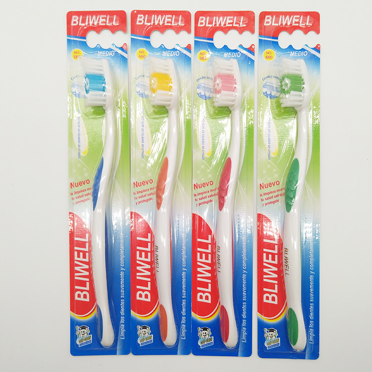 卸し売りOEM Eco友好的な色のハンドルのプラスチック口頭きれいで柔らかく再使用可能な歯ブラシ
